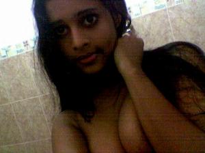 Panadura Couple Scandal Nude_42.jpg Cute Kerala Babe in White Panties and Nude